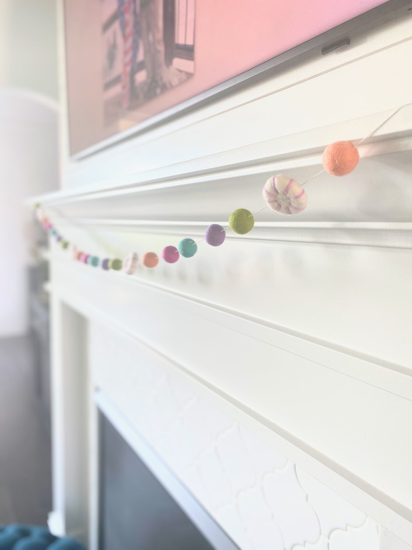 PEPPERMINT CANDY WOOL FELT BALL GARLAND