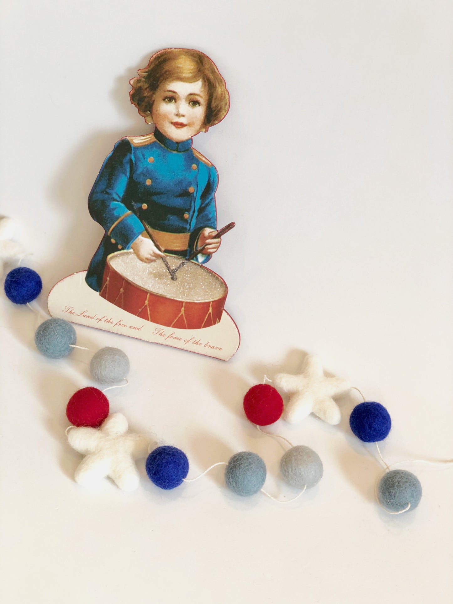 PATRIOTIC WOOL FELT BALL GARLAND