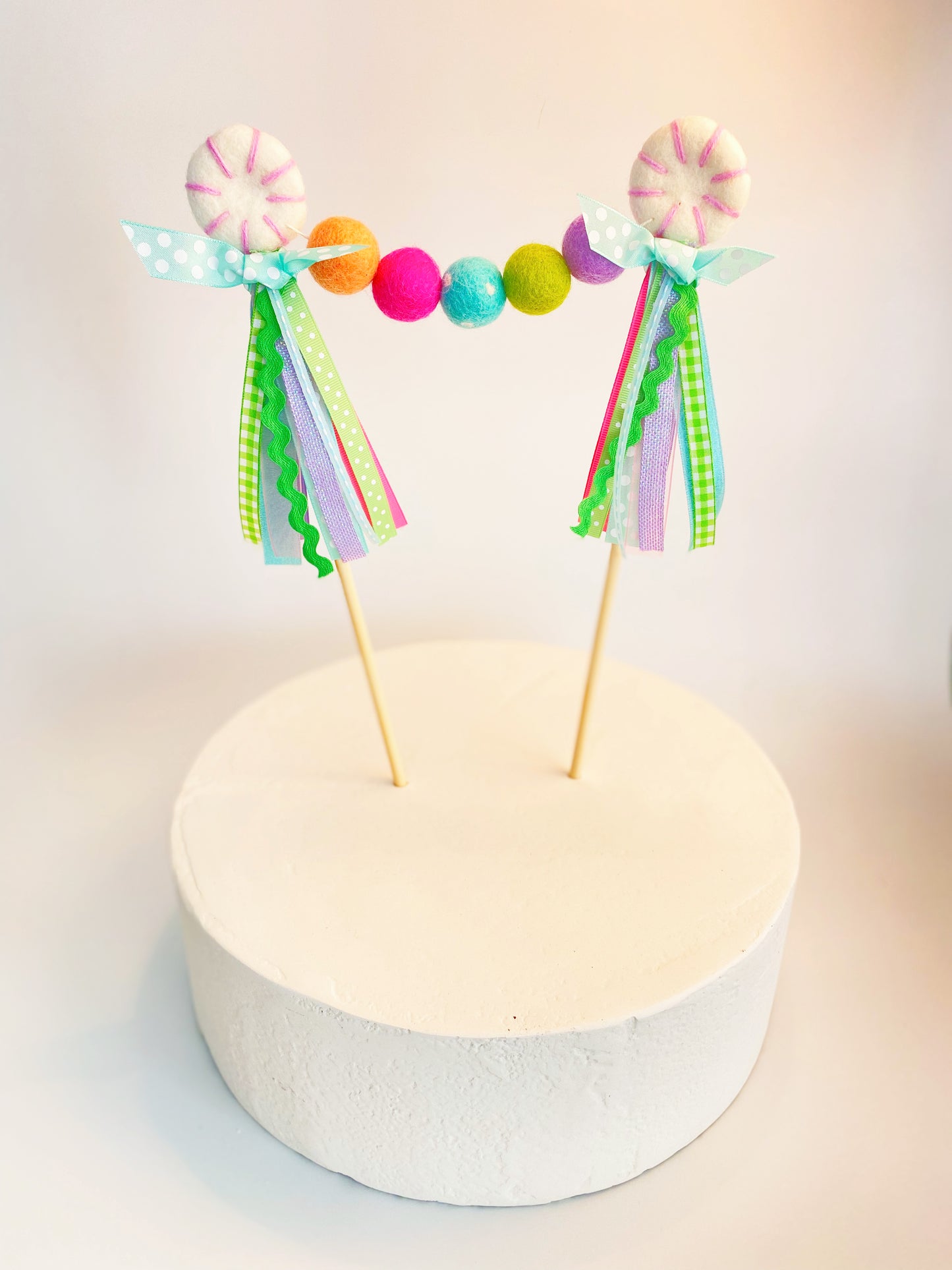 CONFECTIONERY CAKE TOPPER