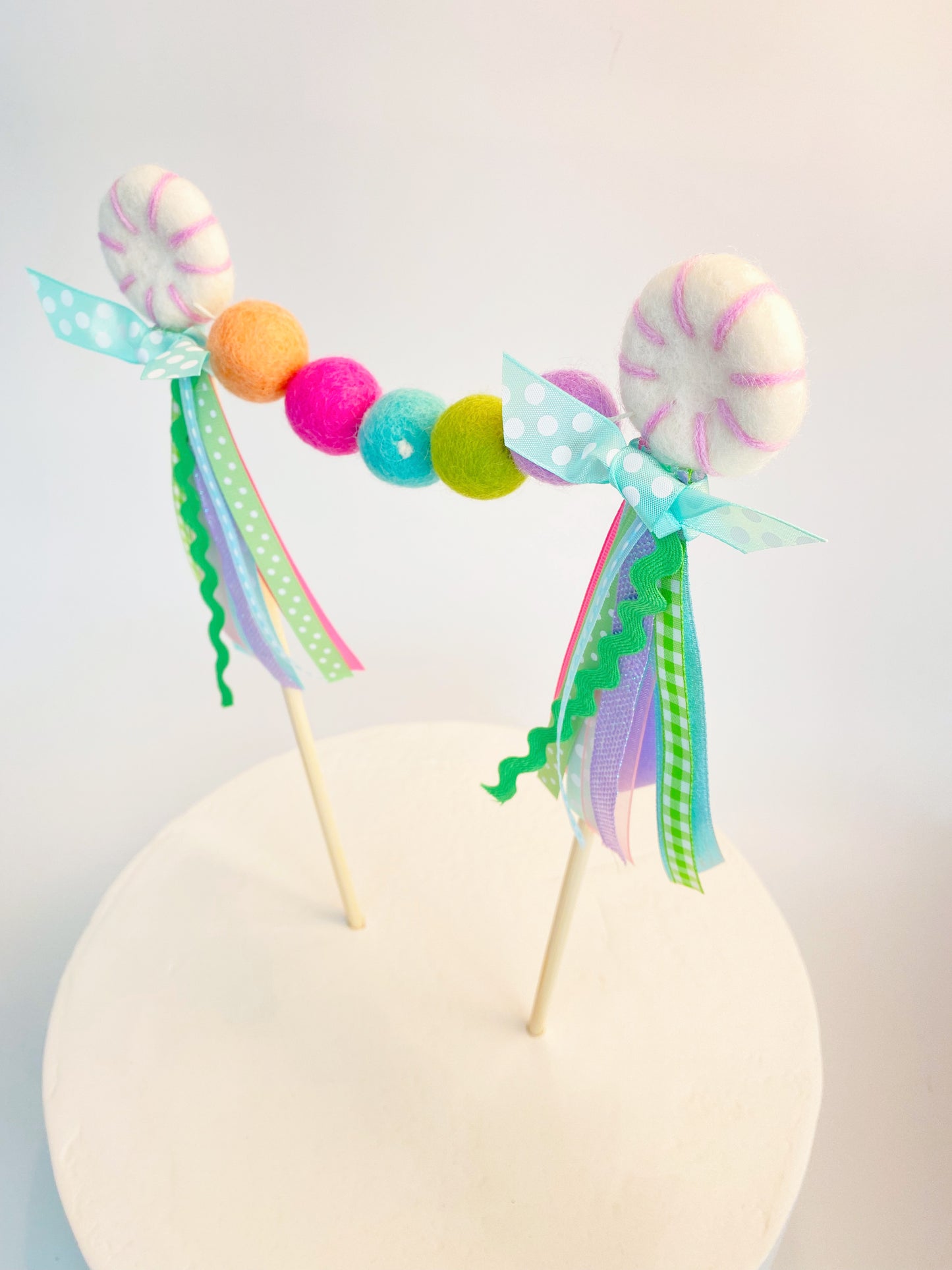 CONFECTIONERY CAKE TOPPER