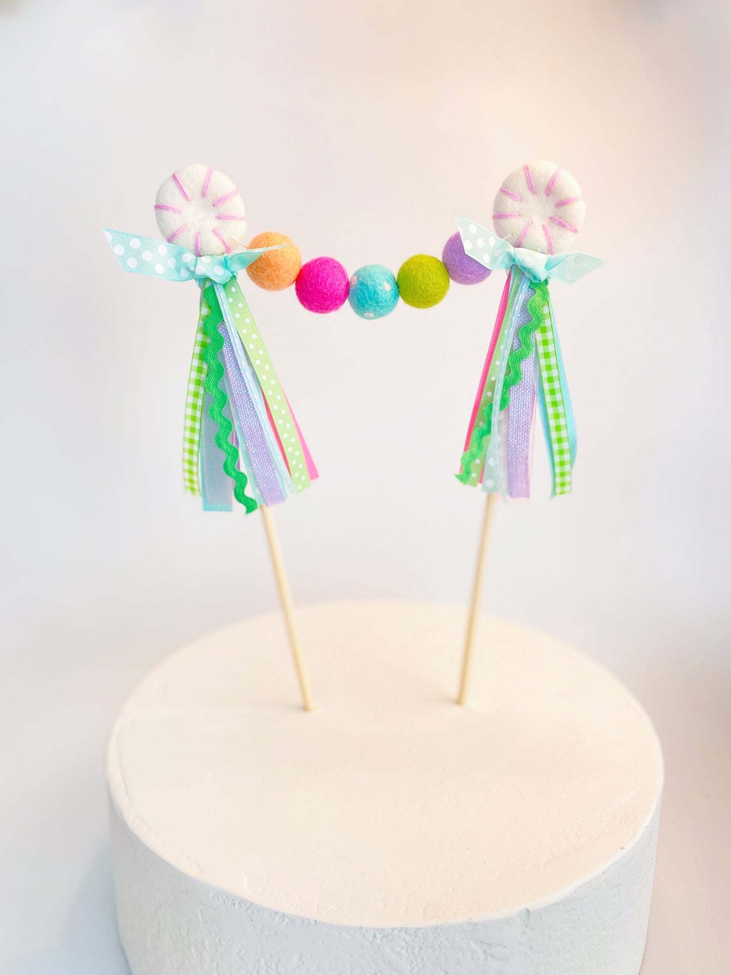 CONFECTIONERY CAKE TOPPER