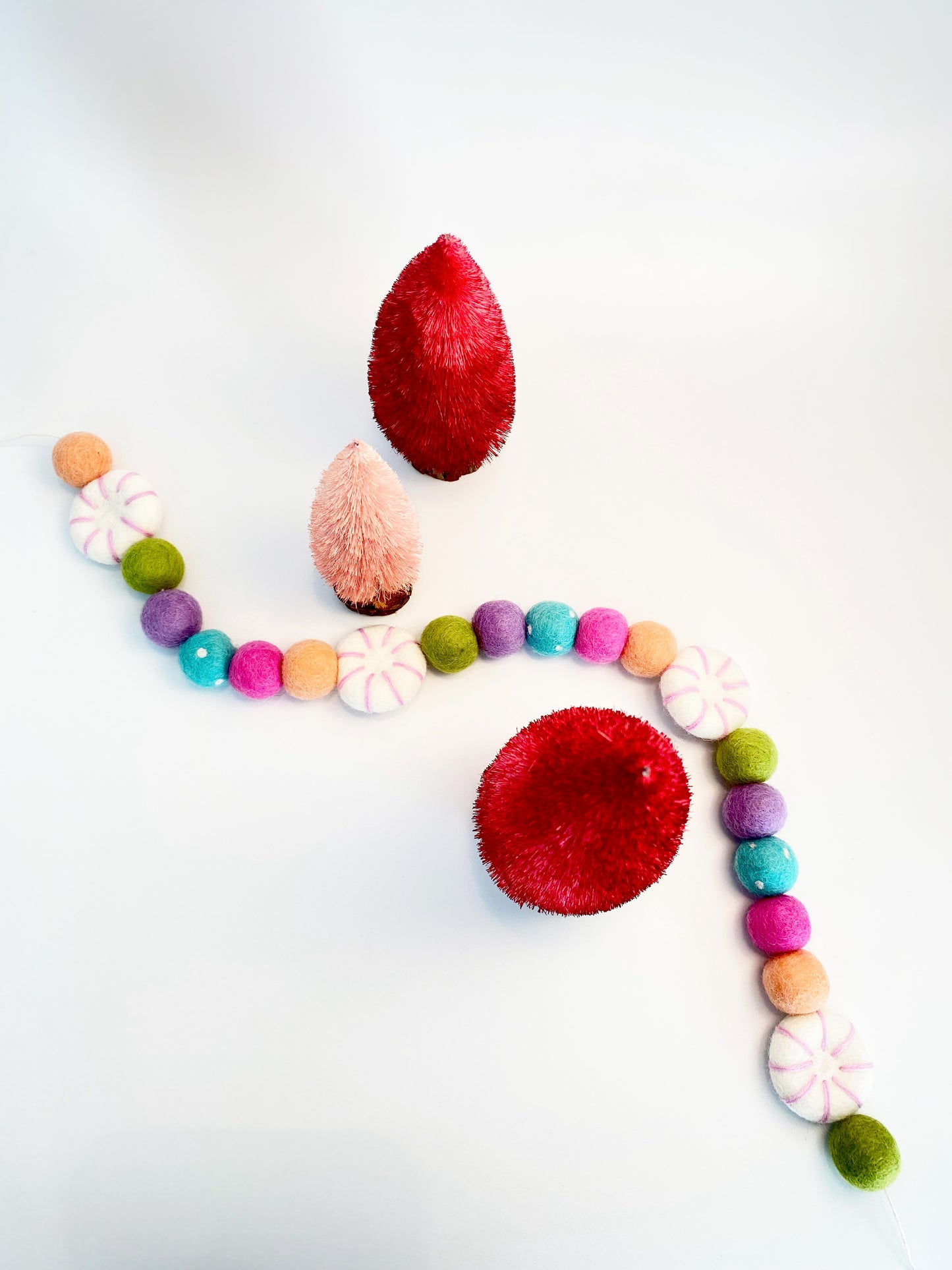 PEPPERMINT CANDY WOOL FELT BALL GARLAND