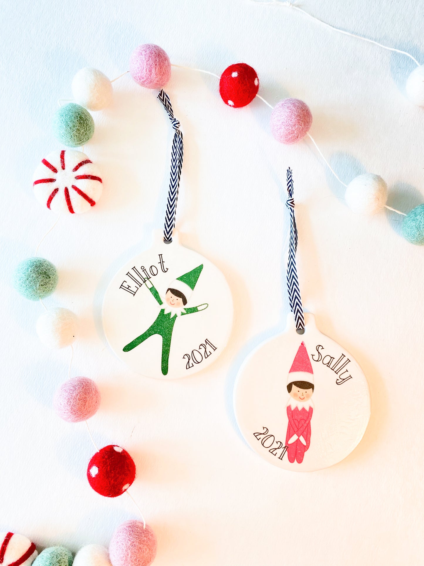 ELF ON THE PERSONALIZED ORNAMENT