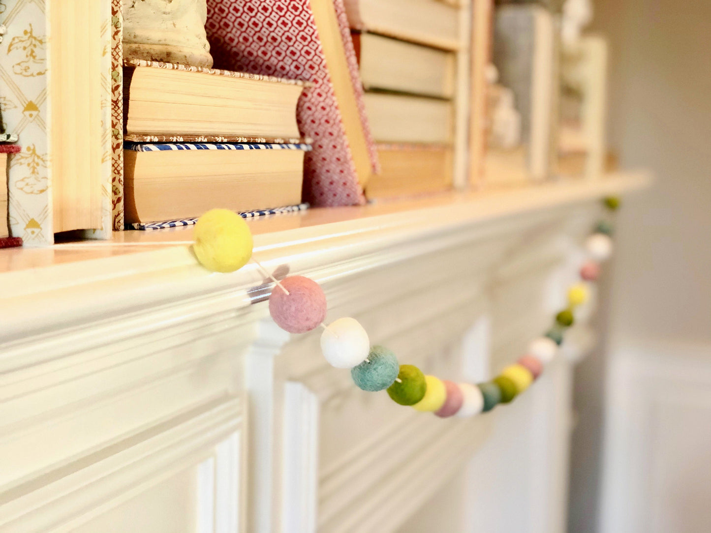 SPRING WOOL FELT BALL GARLAND