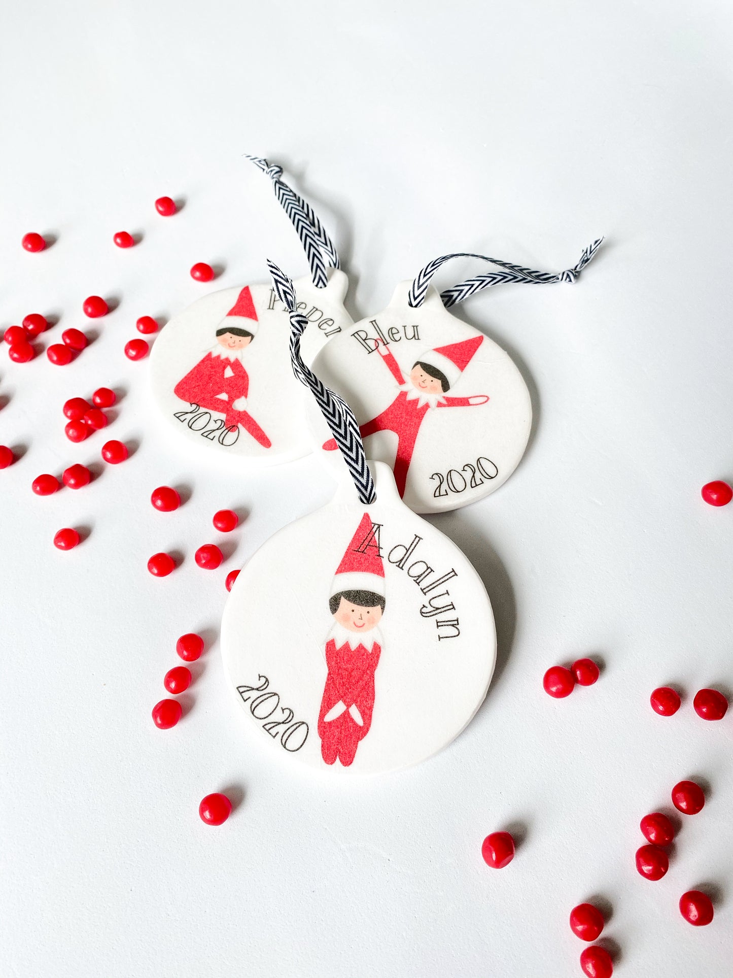 ELF ON THE PERSONALIZED ORNAMENT