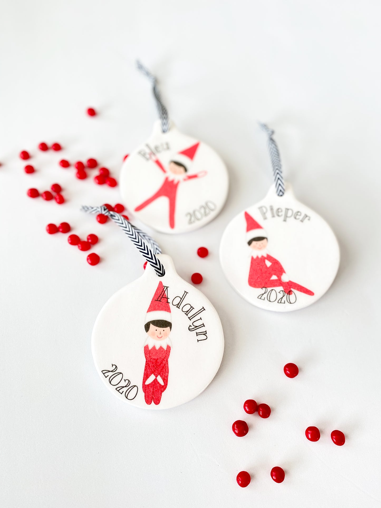 ELF ON THE PERSONALIZED ORNAMENT