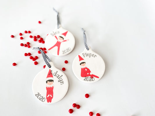 ELF ON THE PERSONALIZED ORNAMENT