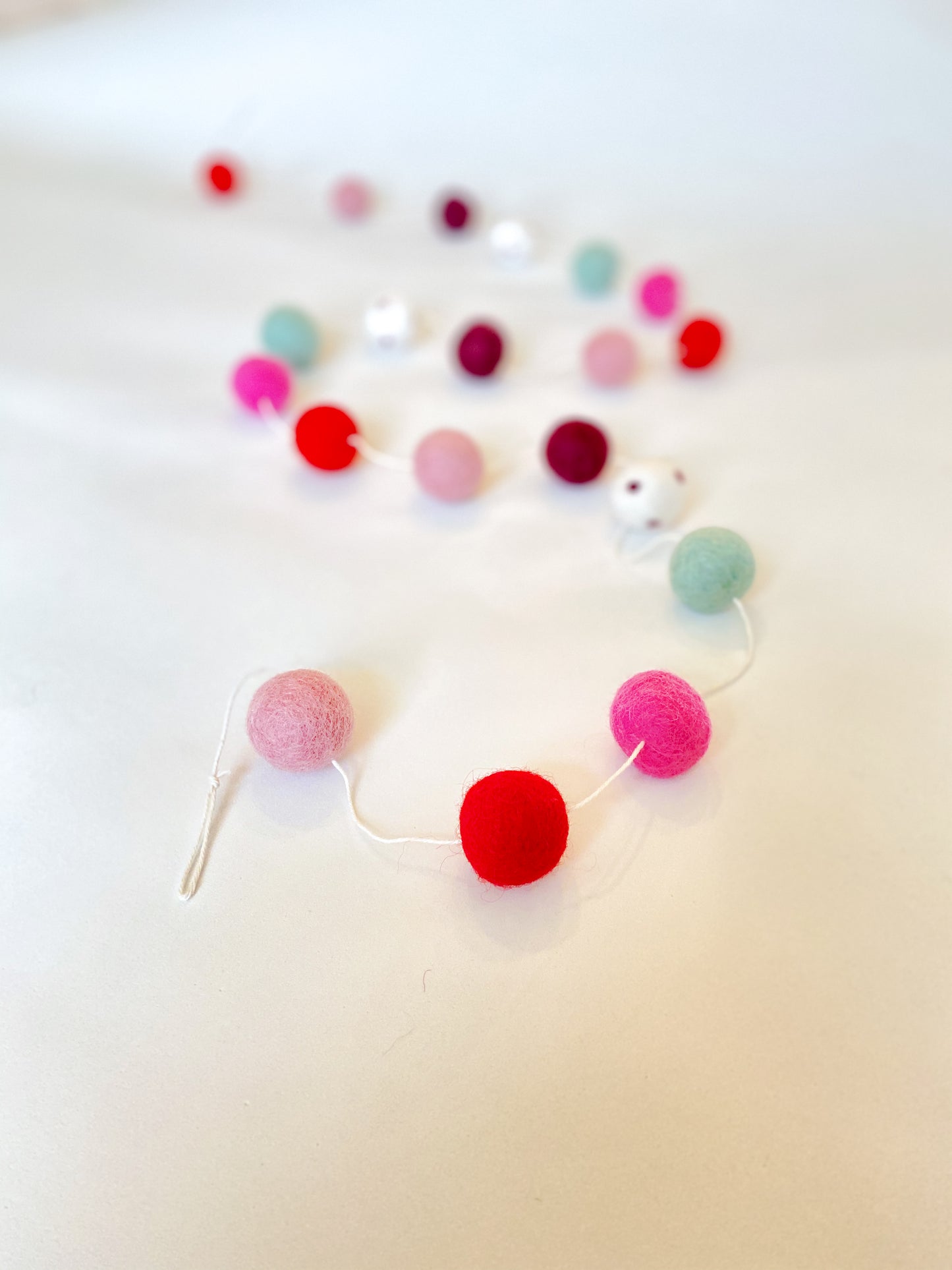 SUGARPLUM WOOL FELT BALL GARLAND